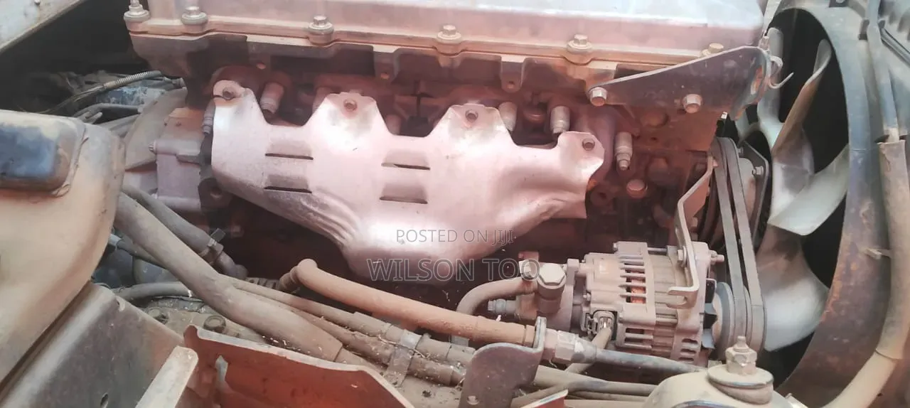 ISUZU NPR Kca White Open Body