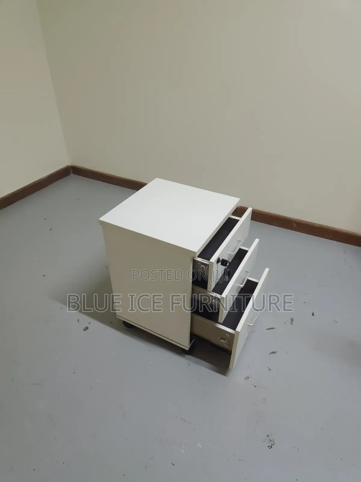 3-Drawer Mobile Office Pedestal Cabinet