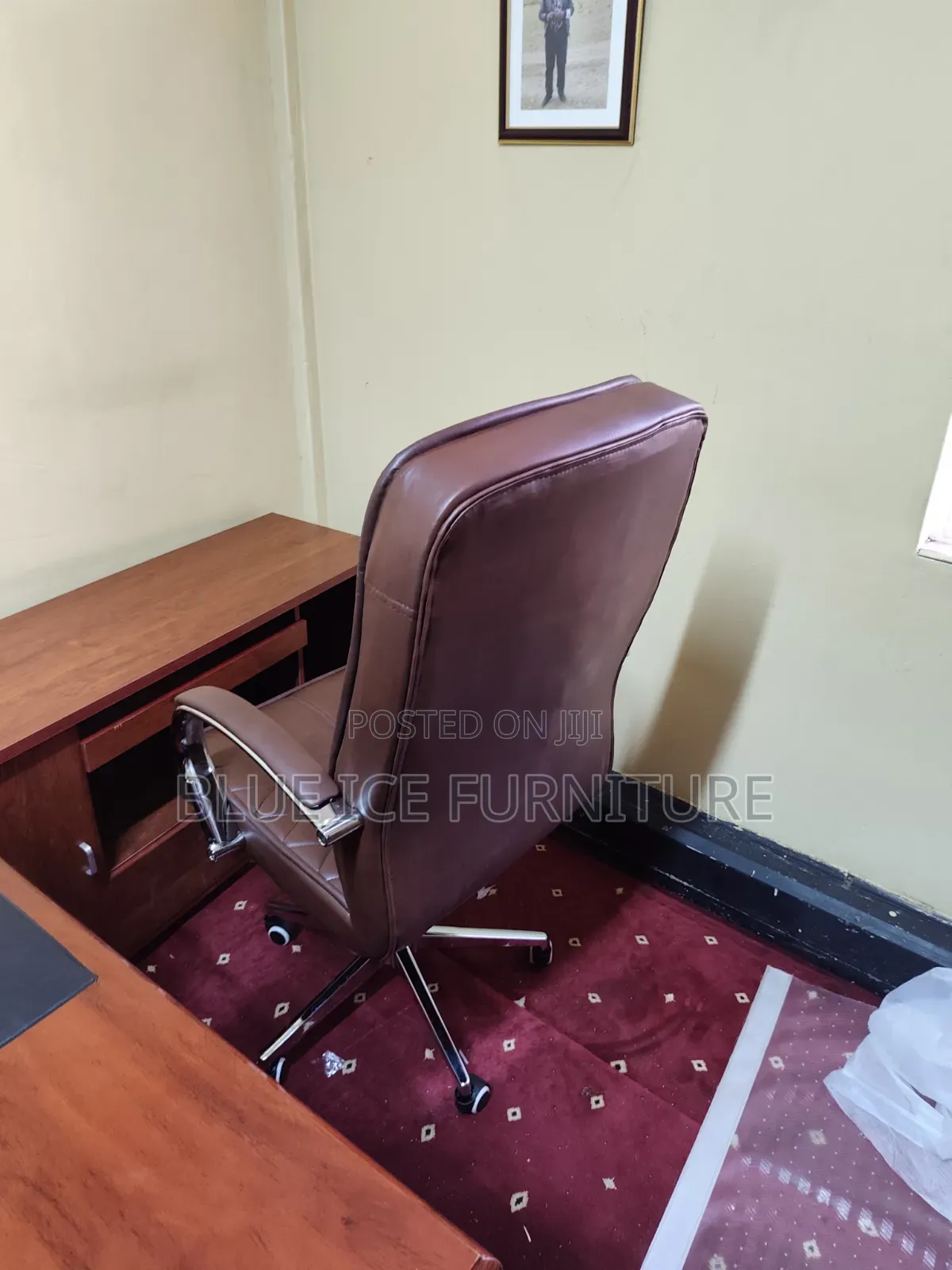 High Back Managerial Swivel Chair