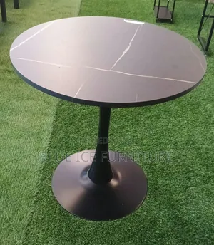 Black Round Café Table – Modern Restaurant, Office & Dining Table