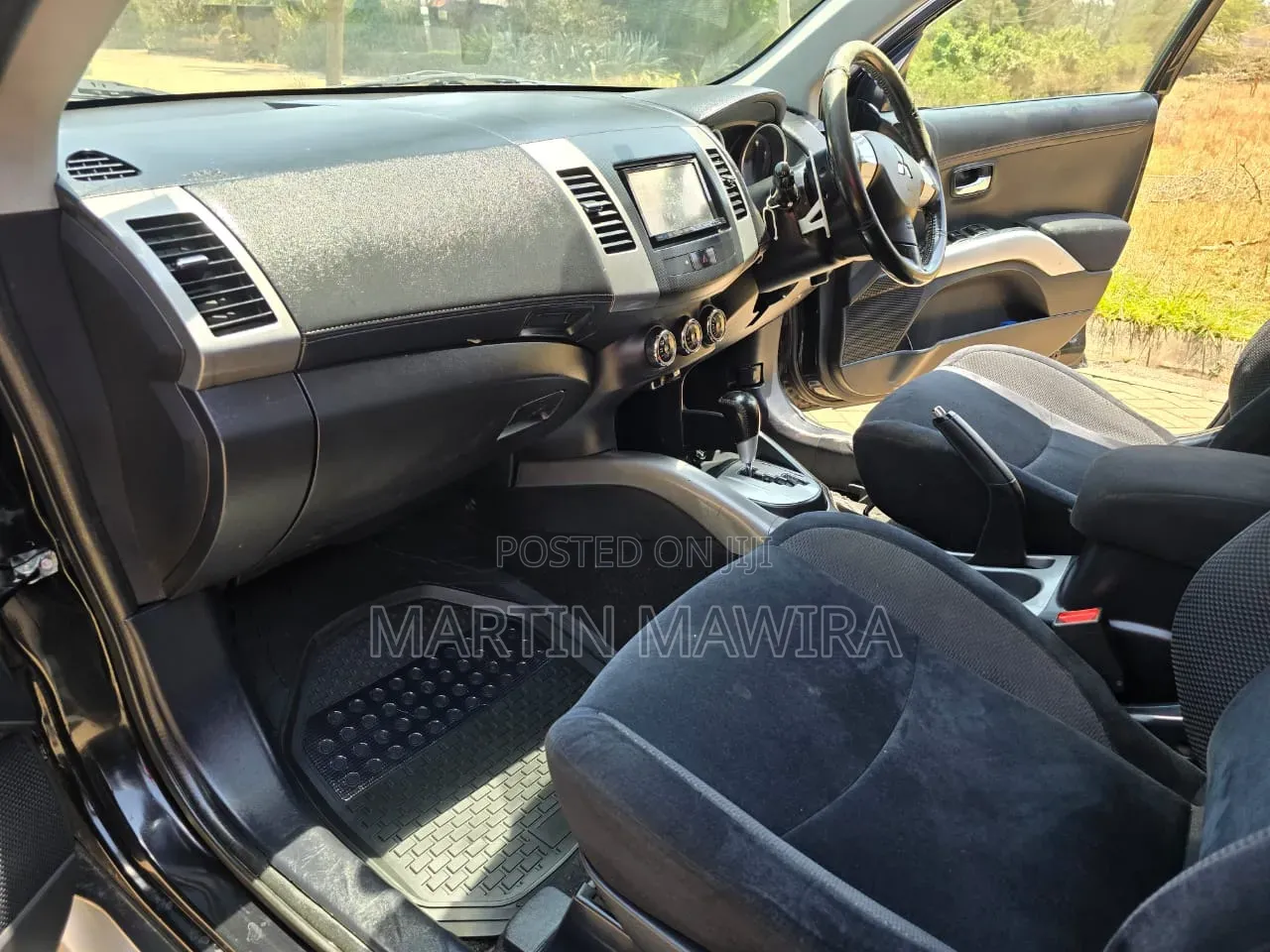 Mitsubishi Outlander 2011 Black