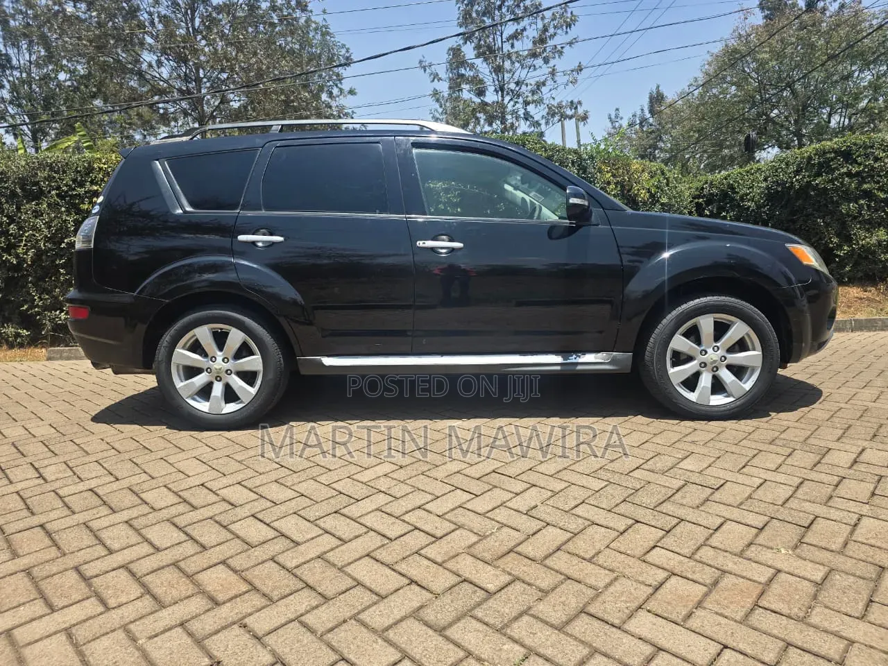 Mitsubishi Outlander 2011 Black