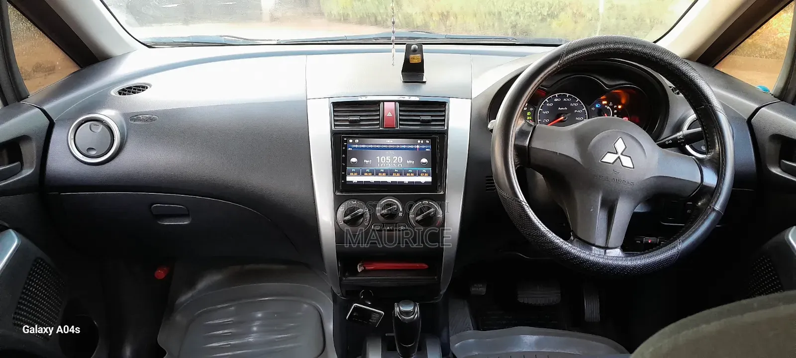 Mitsubishi Colt Plus 2011 Pearl