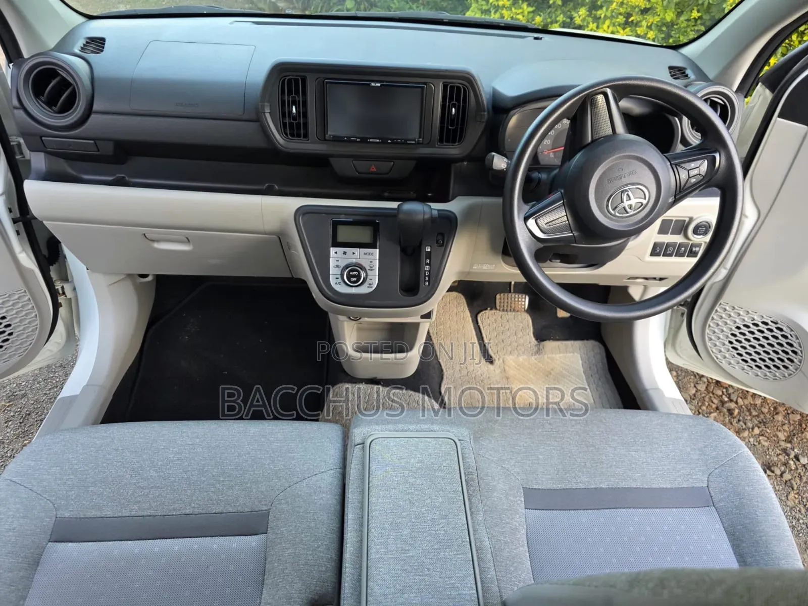 Toyota Passo 1.0 FWD 2018 White