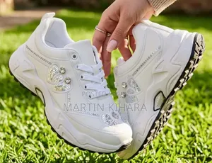 Ladies Sneakers With Glitter (Size 34-40)
