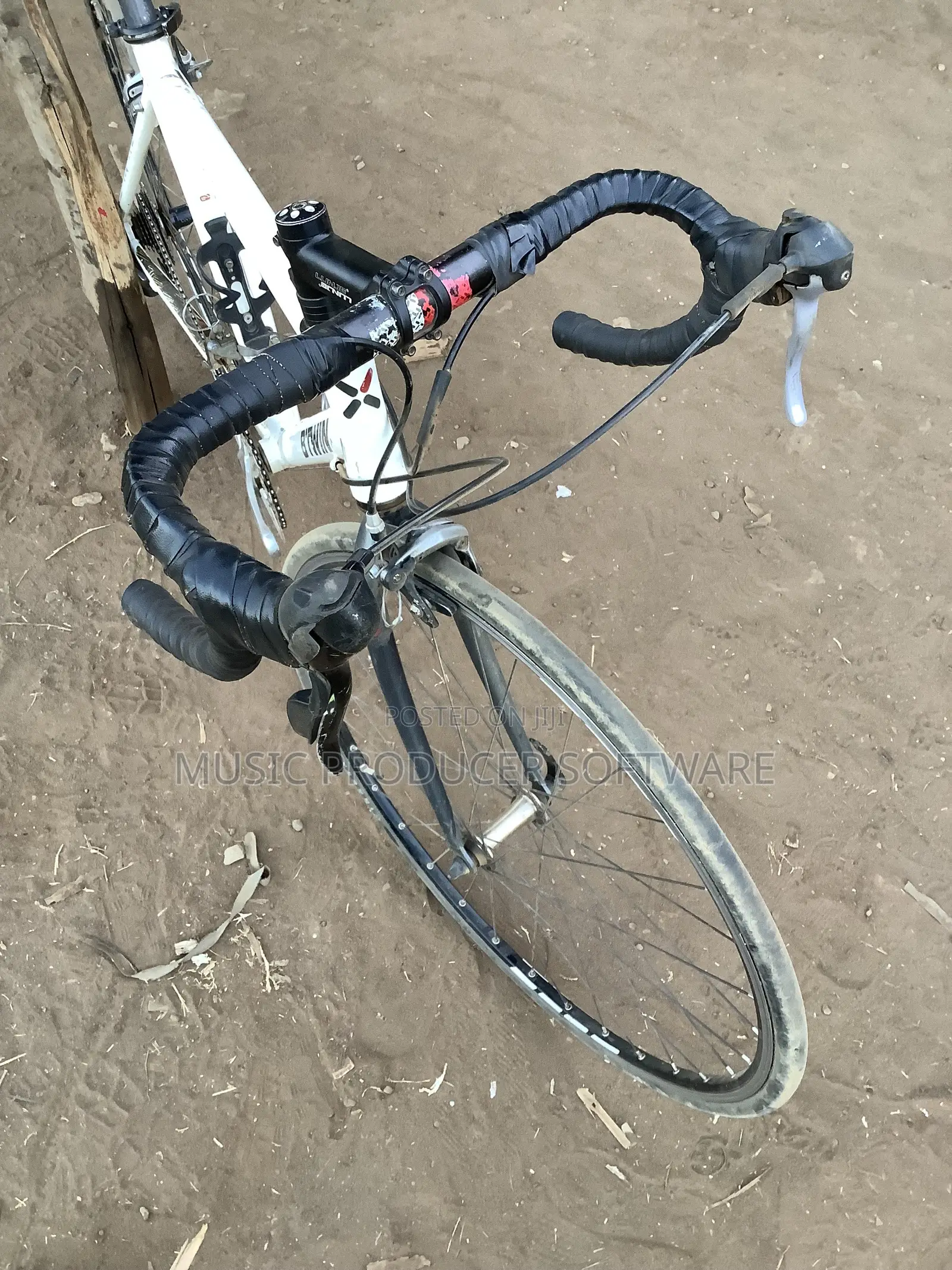 B Twin Aluminum Roadbike