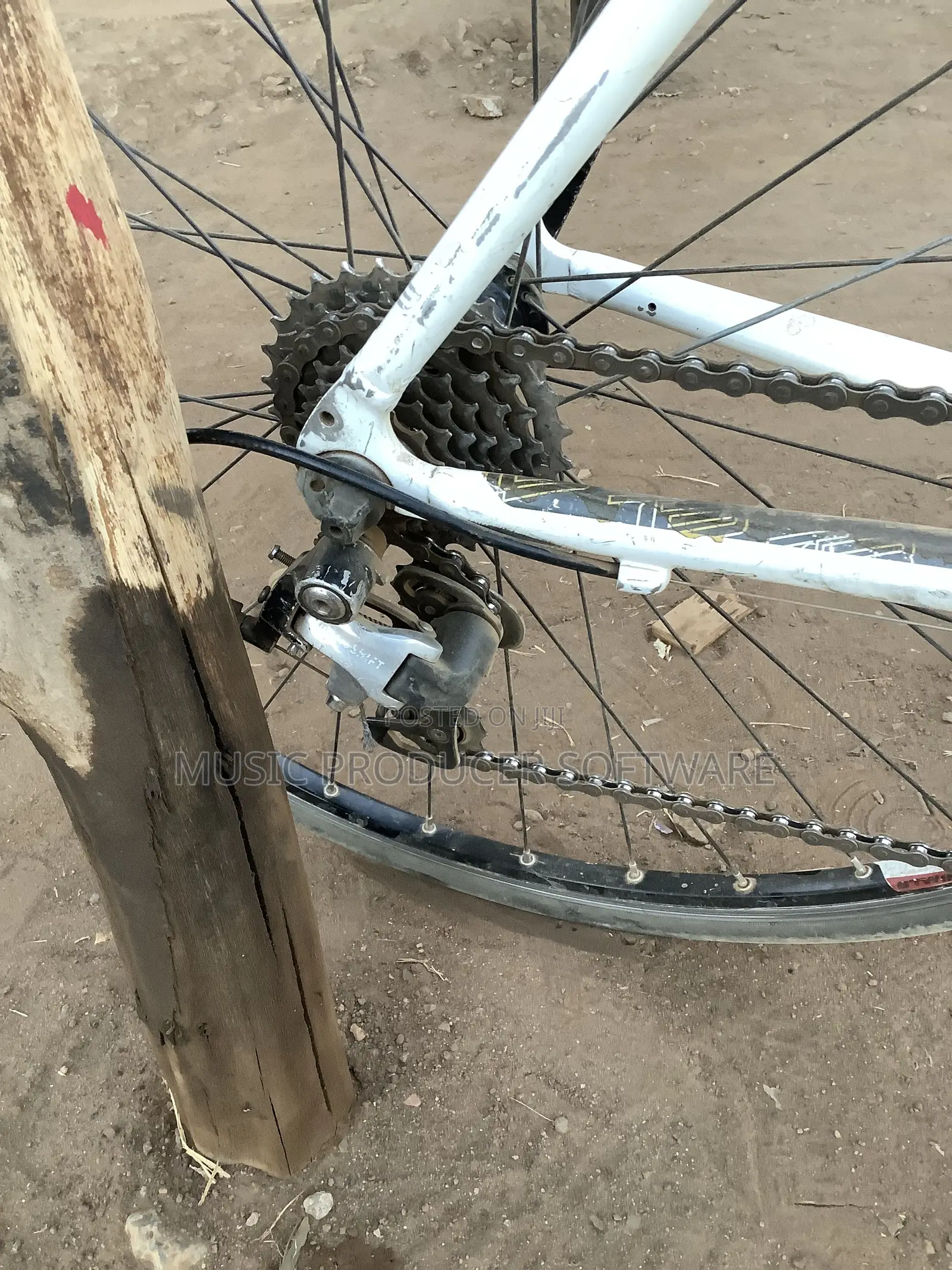 B Twin Aluminum Roadbike