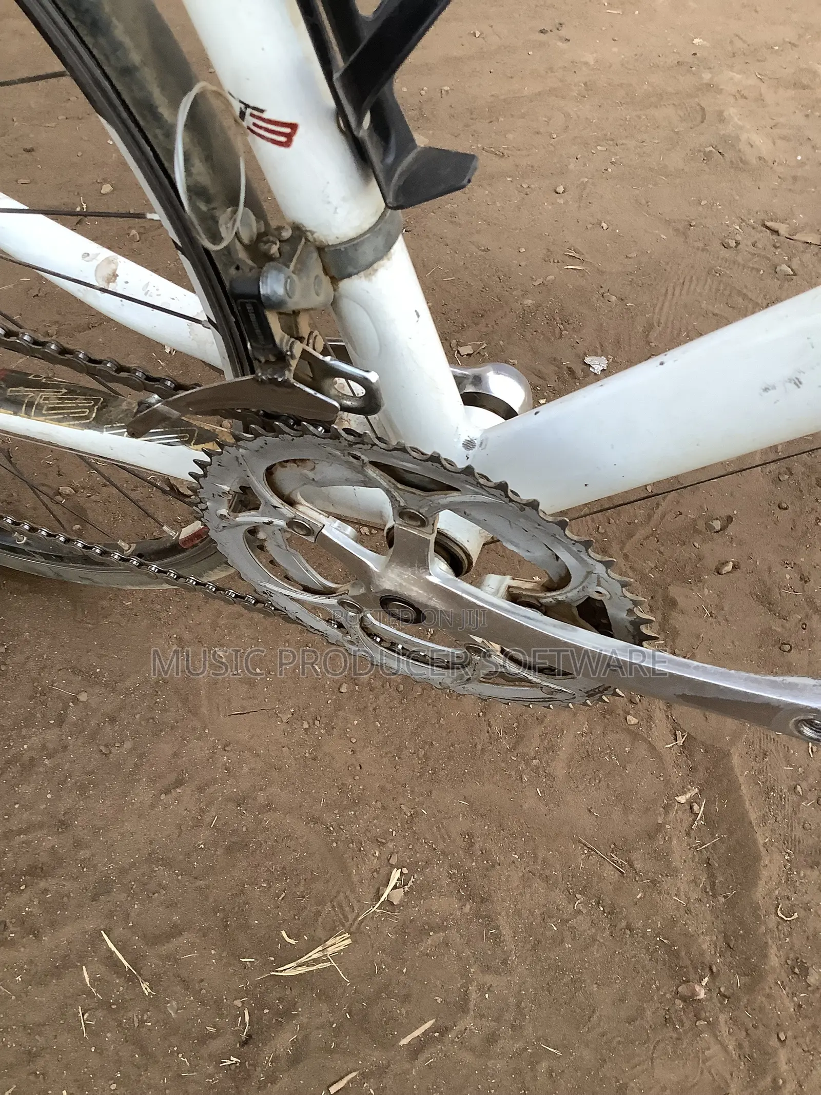 B Twin Aluminum Roadbike