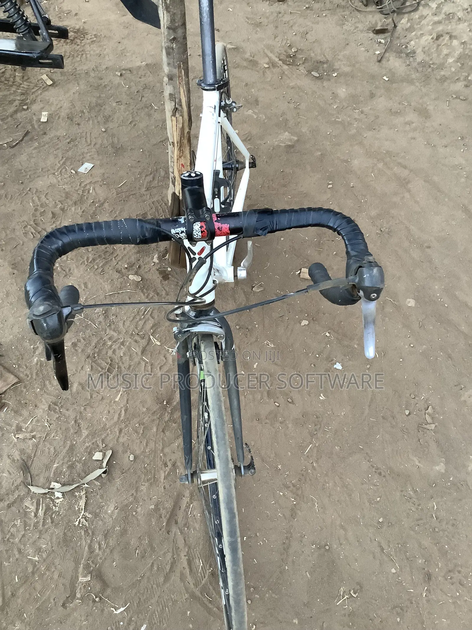B Twin Aluminum Roadbike