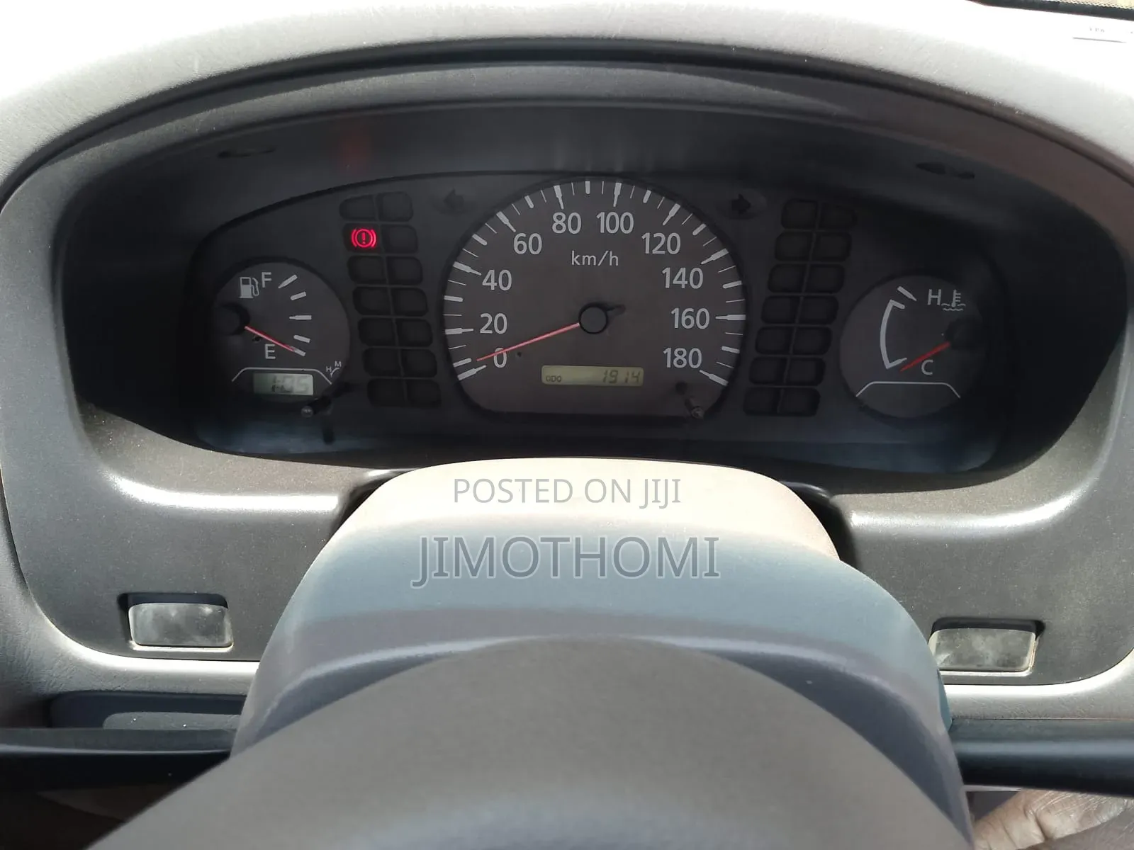 Nissan Hardbody 2005 White