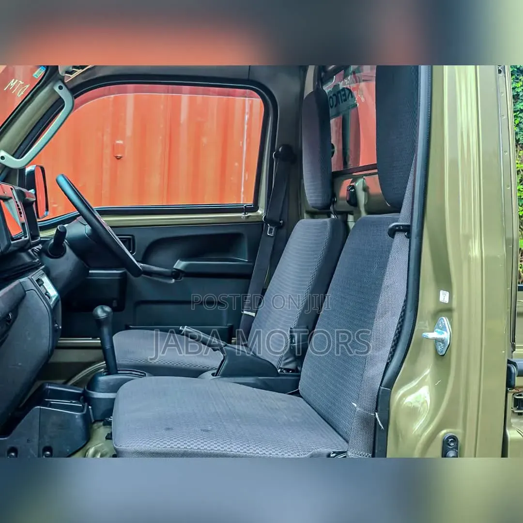 Daihatsu Hijet 2018 Green