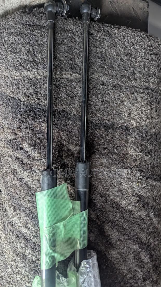 Subaru Levorg Boot Shocks