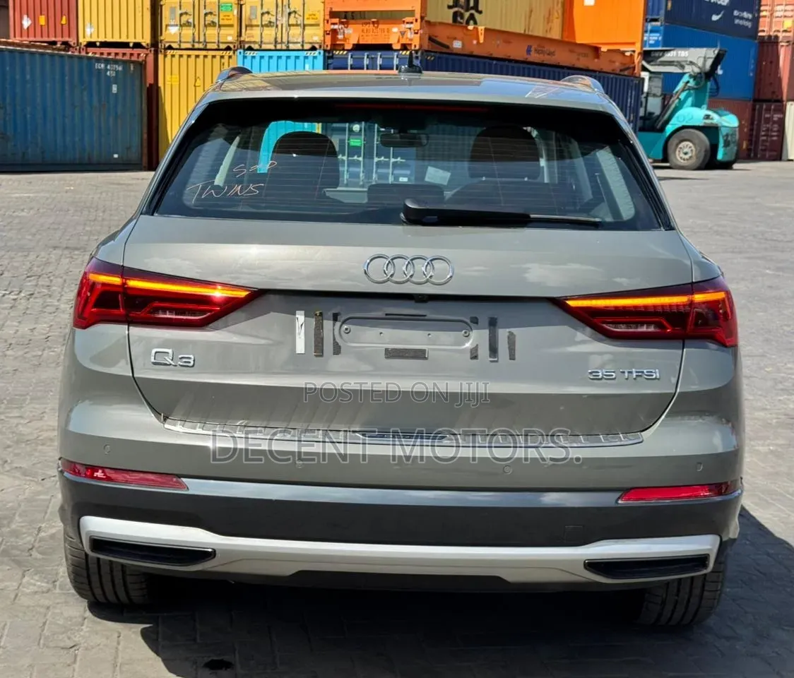 Audi Q3 2020 Brown