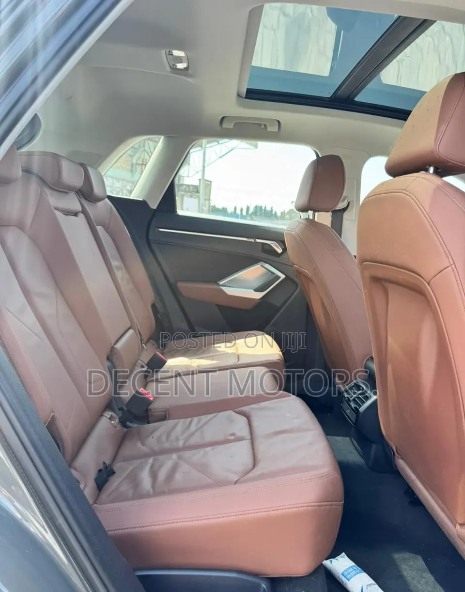 Audi Q3 2020 Brown