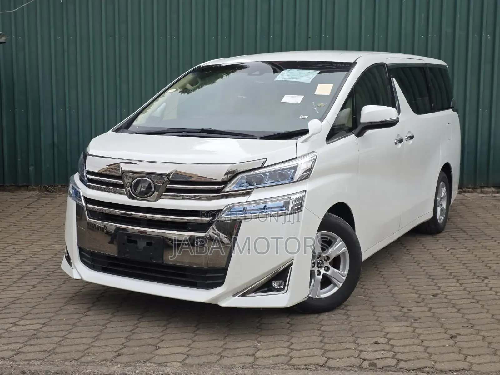 Toyota Vellfire 2018 White