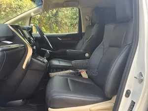 Toyota Vellfire 2018 White