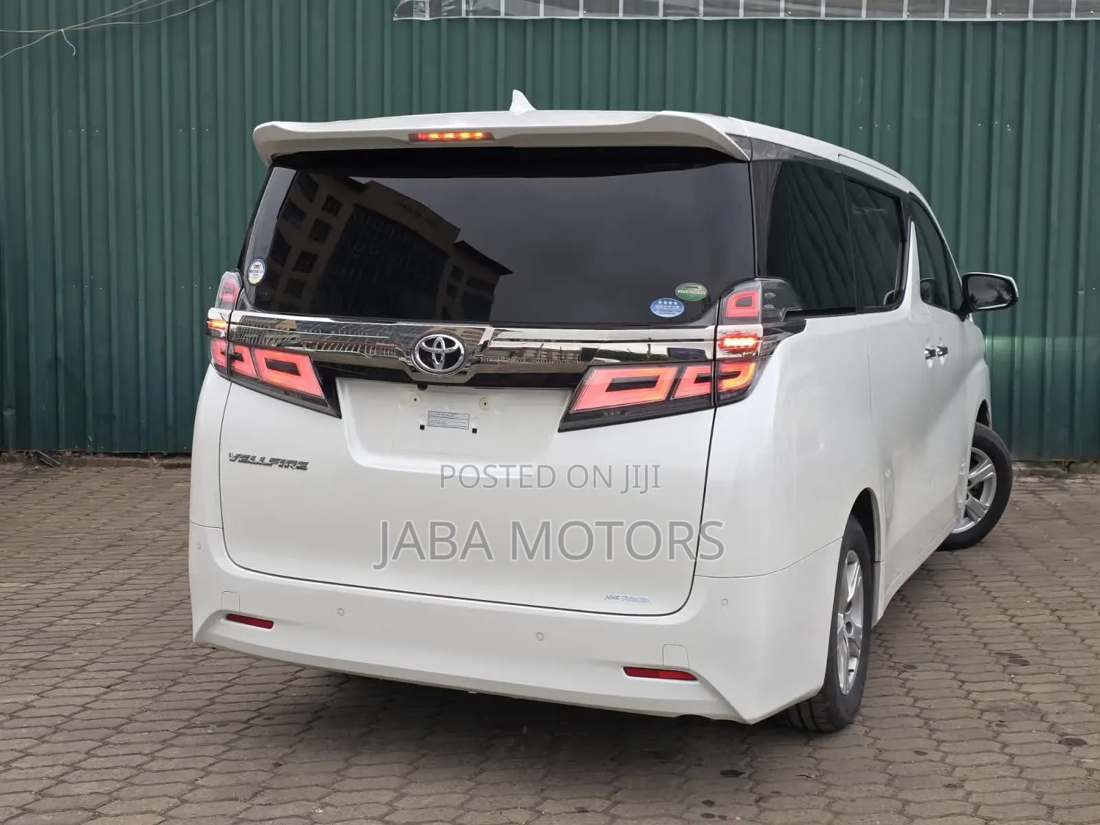 Toyota Vellfire 2018 White