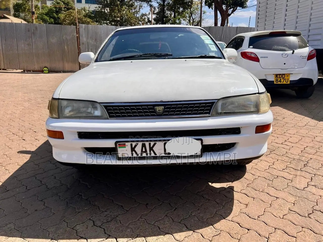 Toyota Corolla 1996 White