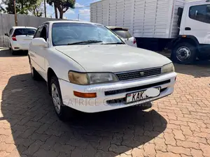 Toyota Corolla 1996 White