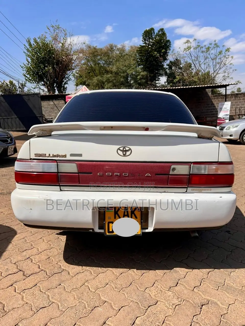 Toyota Corolla 1996 White