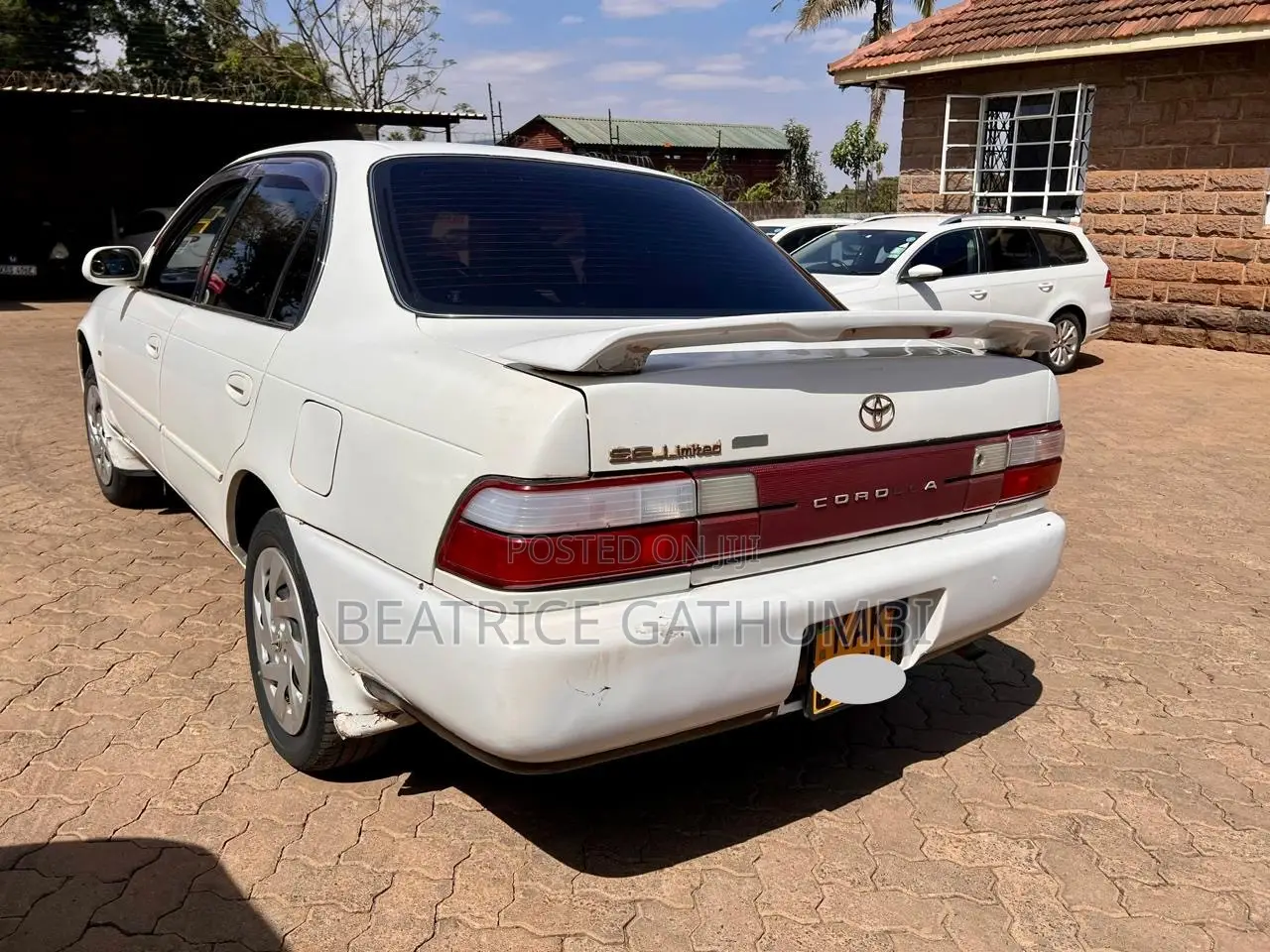 Toyota Corolla 1996 White