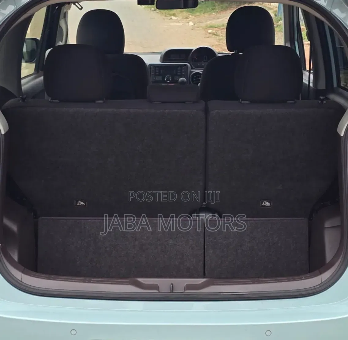Toyota Porte 2020 Green