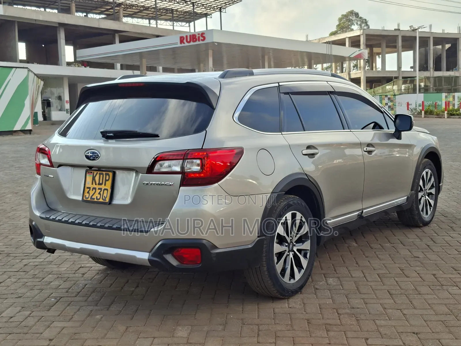 Subaru Outback 2.5i Premium AWD 2016 Beige