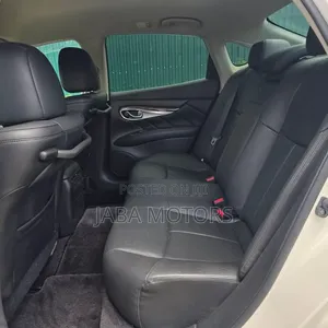 Nissan Fuga 2018 White
