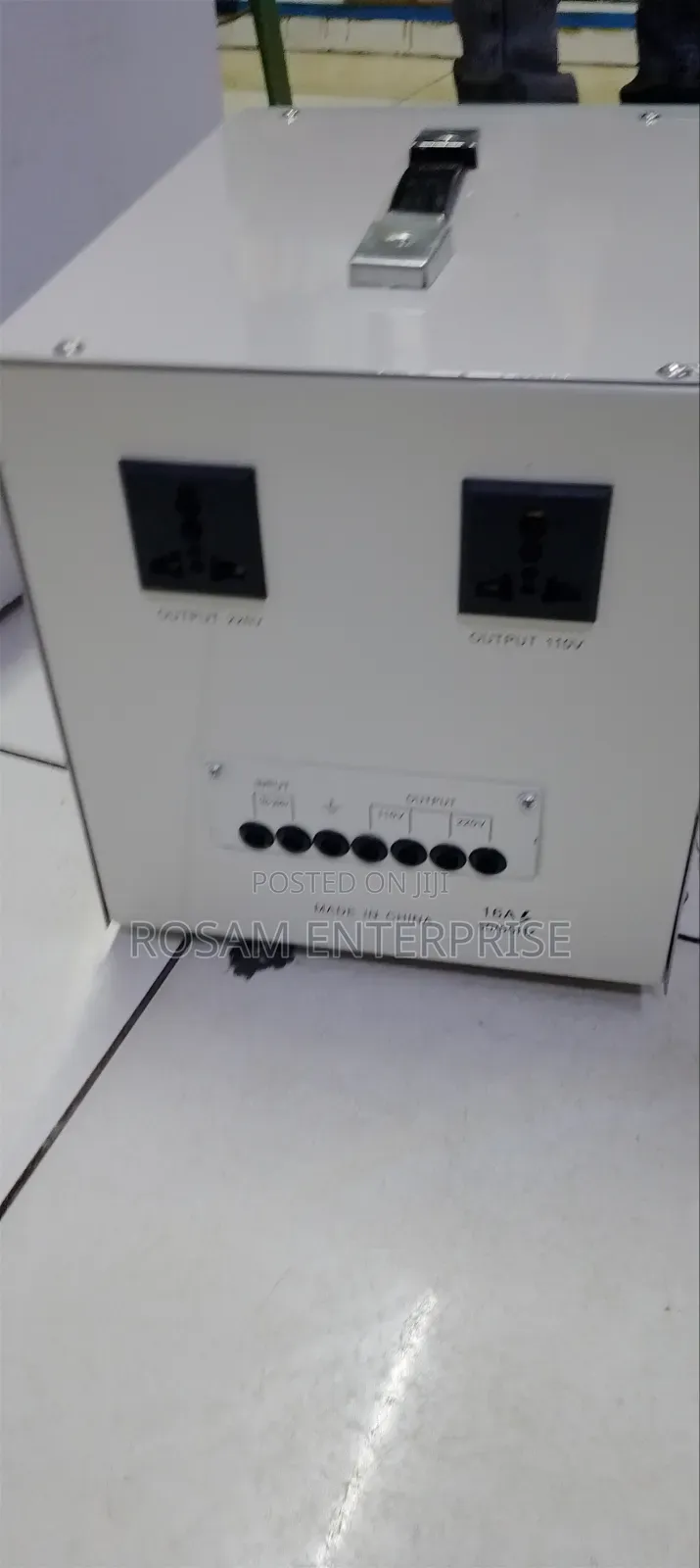 Voltage Regulator 3Kva