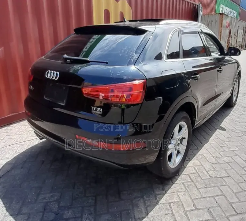 Audi Q3 2019 Black