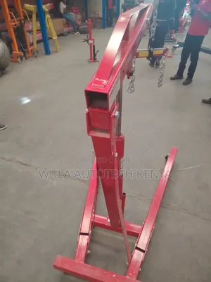 Stable Wide Base Design Heavy Duty Engine Crane Sunshine Italy