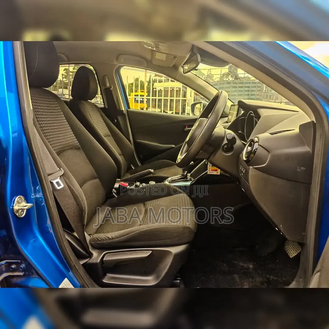 Mazda Demio 2018 Blue