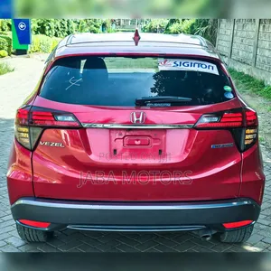 Honda Vezel 2018 Red