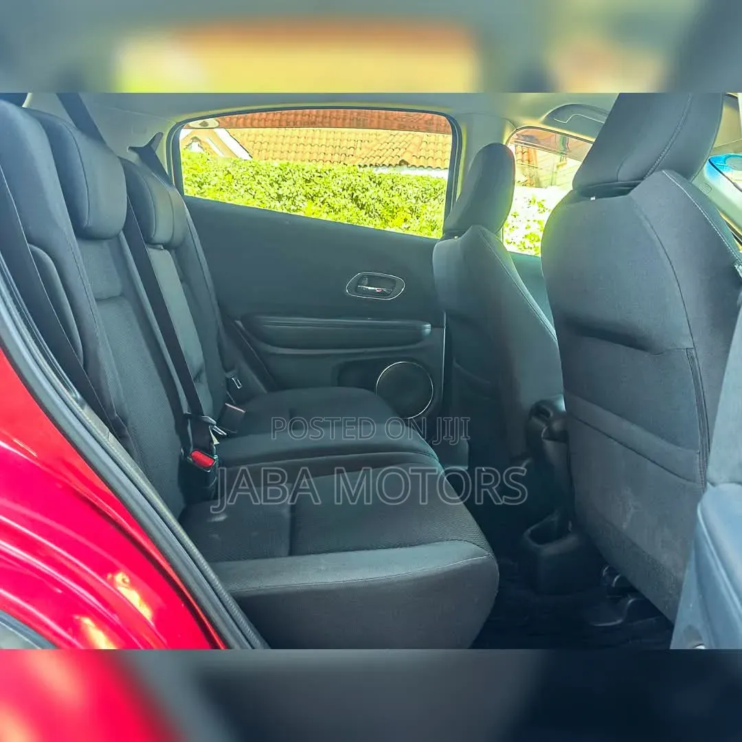 Honda Vezel 2018 Red