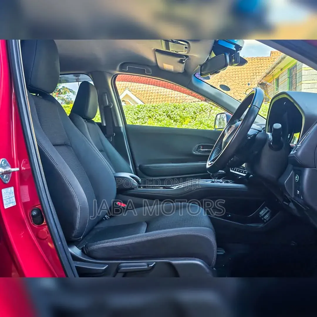 Honda Vezel 2018 Red