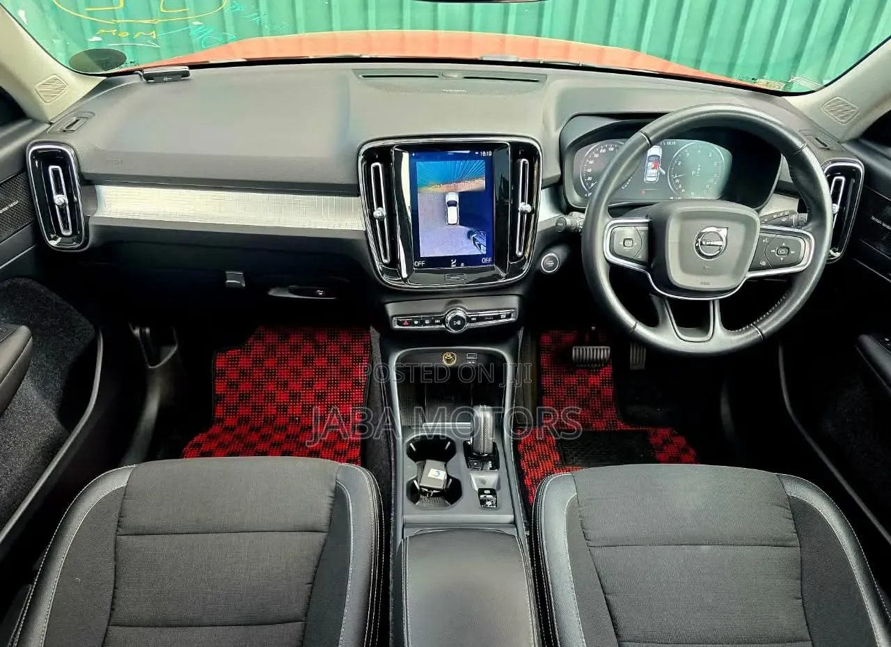Volvo XC40 2018 Red