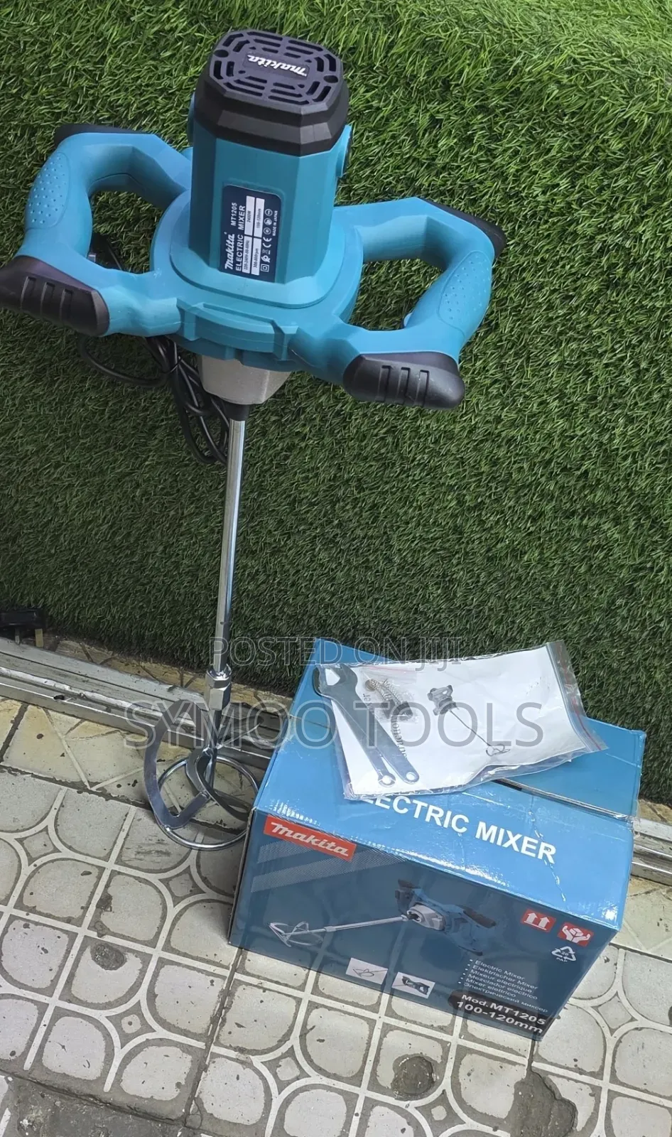 Makita MT1205 Electric Mixer