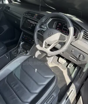 Volkswagen Tiguan 2022 Black