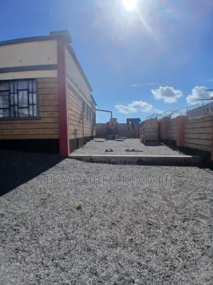 3bdrm Bungalow in Olarro Lane, Kibiku for sale