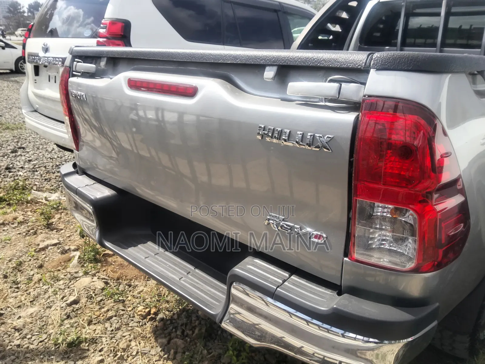 Toyota Hilux 2019 Silver