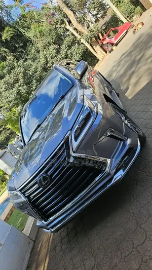 Lexus LX 2016 Silver