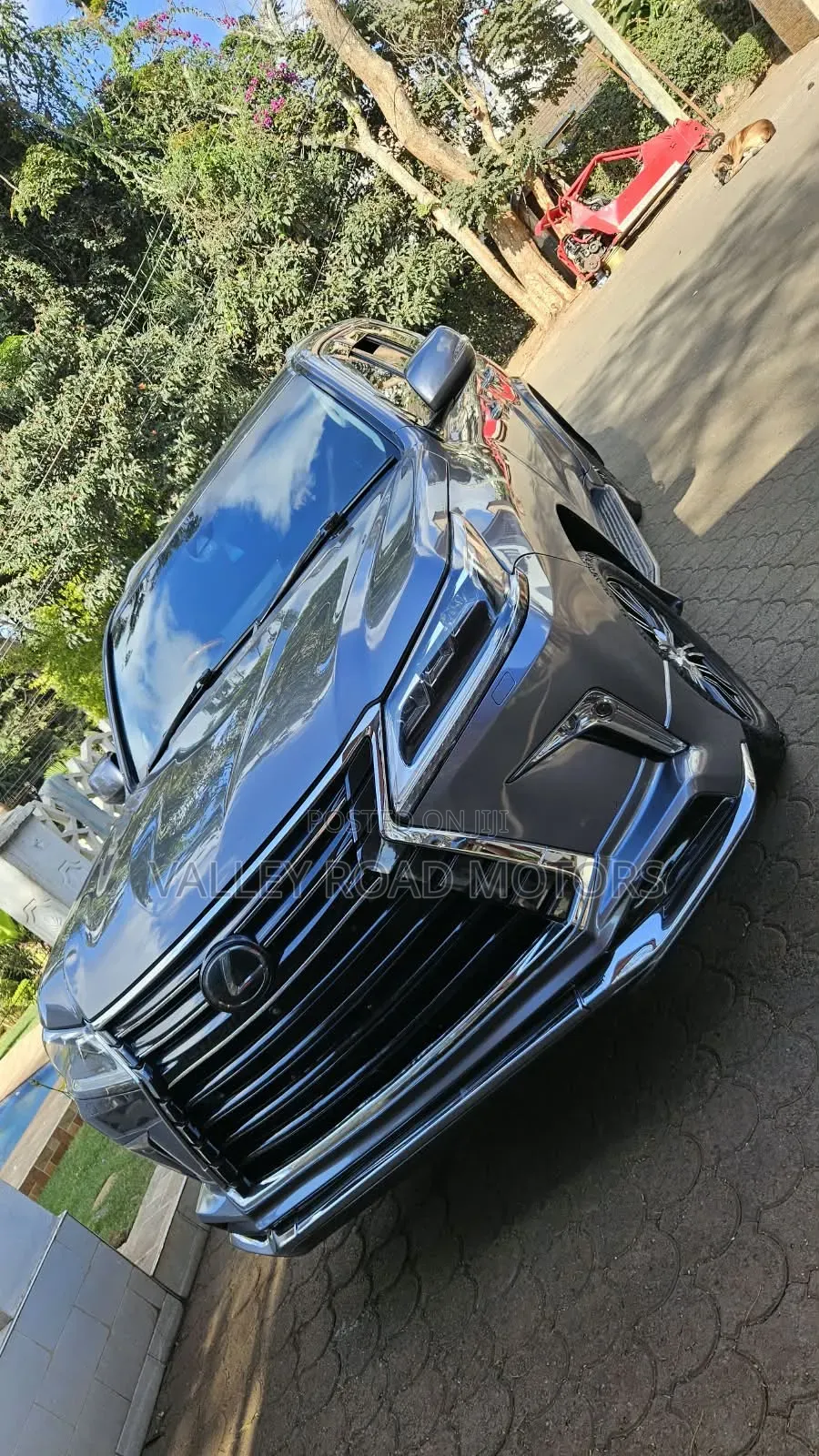 Lexus LX 2016 Silver