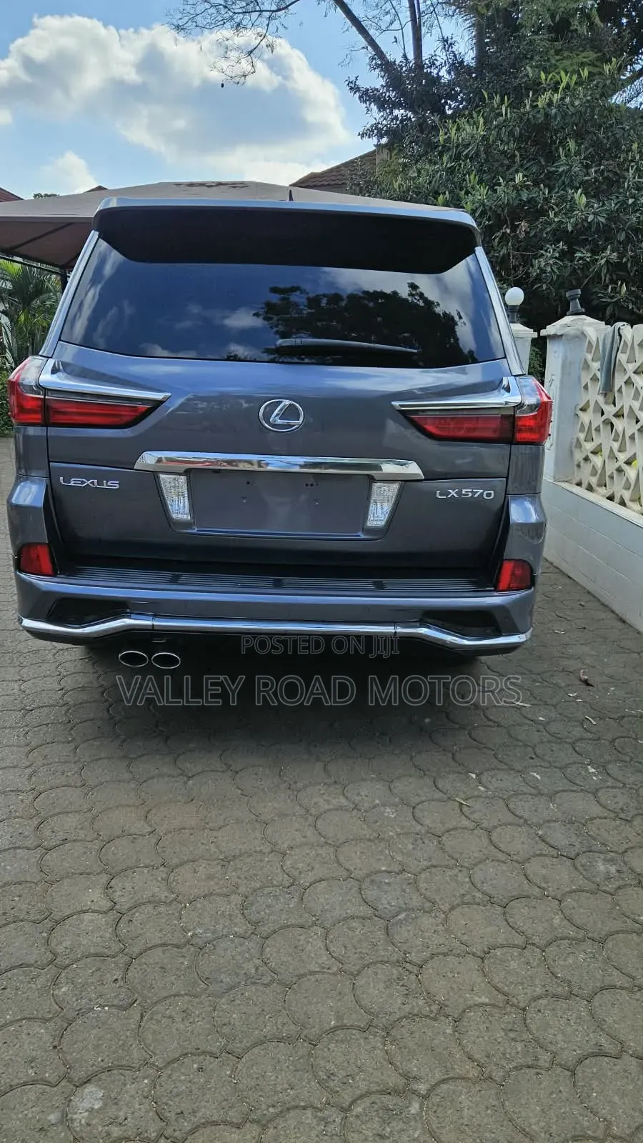 Lexus LX 2016 Silver