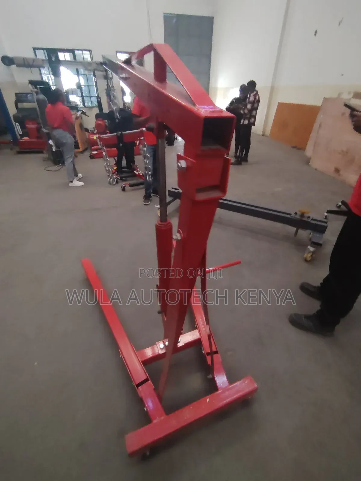 Suitable for Garages and Professional Workshops Engine Crane Sunshine