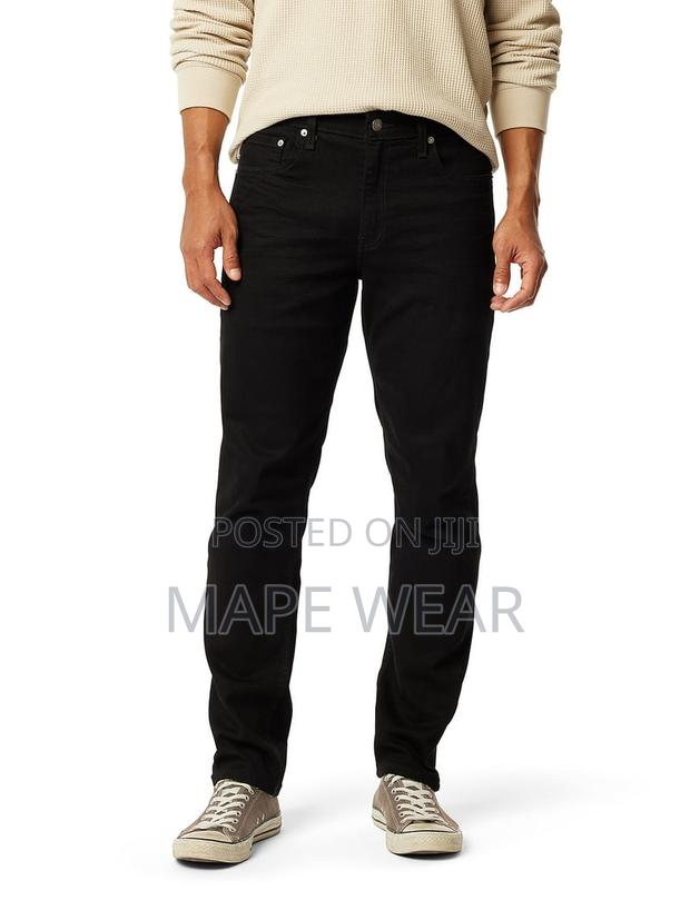 Levis Signature Black Jeans