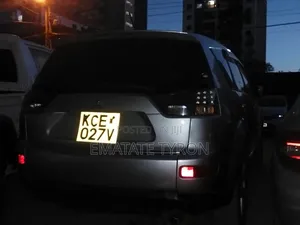 Mitsubishi Outlander 2009 Silver