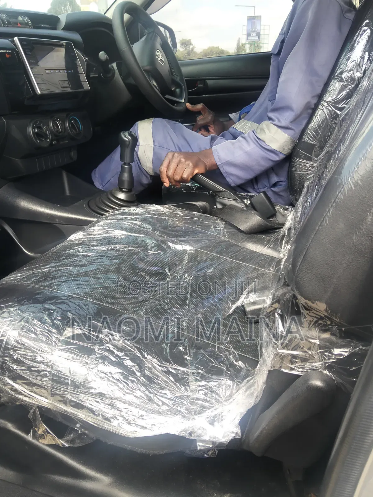 Toyota Hilux 2019 Silver