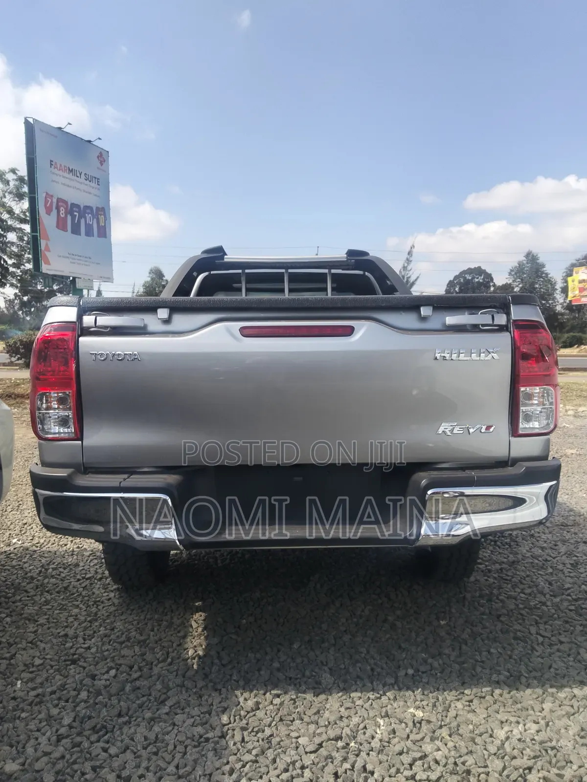 Toyota Hilux 2019 Silver