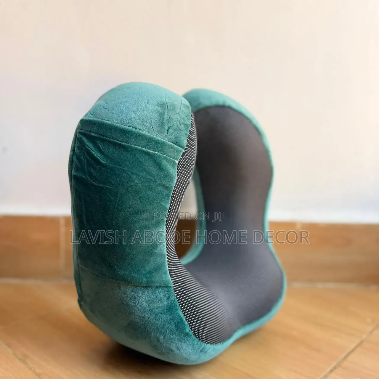 U-Shaped Cosy Travel Neck Pillow – Comfortable Travel Support
