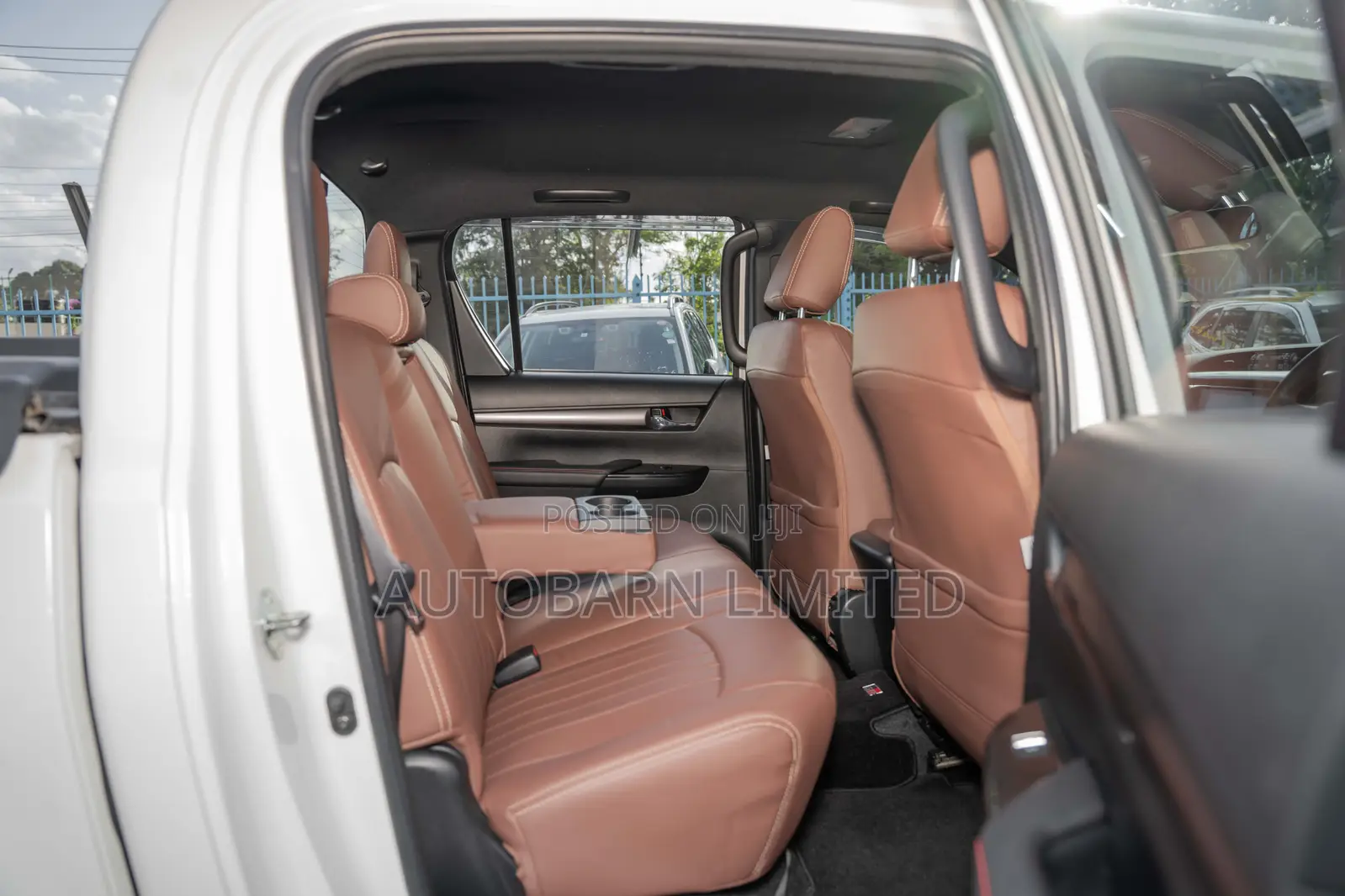 Toyota Hilux 2022 Pearl